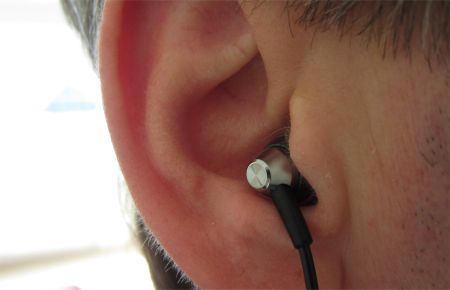 Panasonic RP-HJE335 in an ear